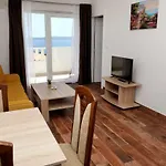 Dalmatia Апартаменты Трогир